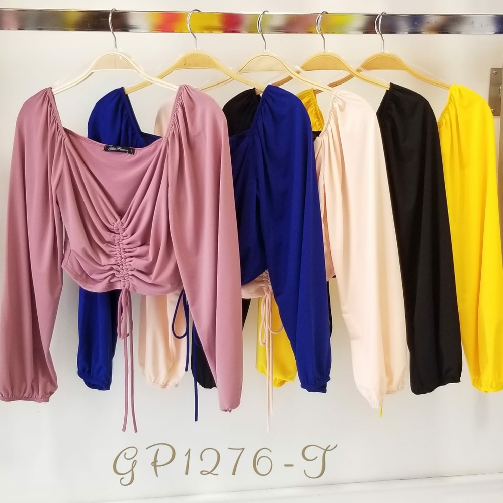 Long sleeve scrunch crop top